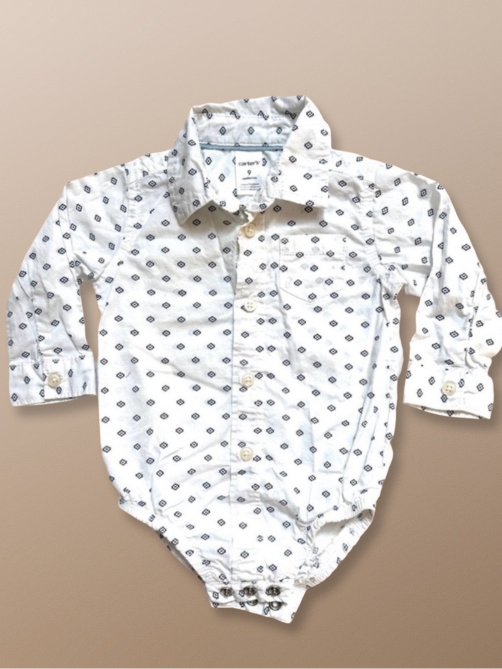 ⭐️ 5 for $25 Carter’s Collared Button Down Baby Onesie Size 9 Months